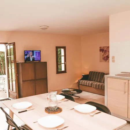 Nyaraló Modern Holiday With Dishwasher *